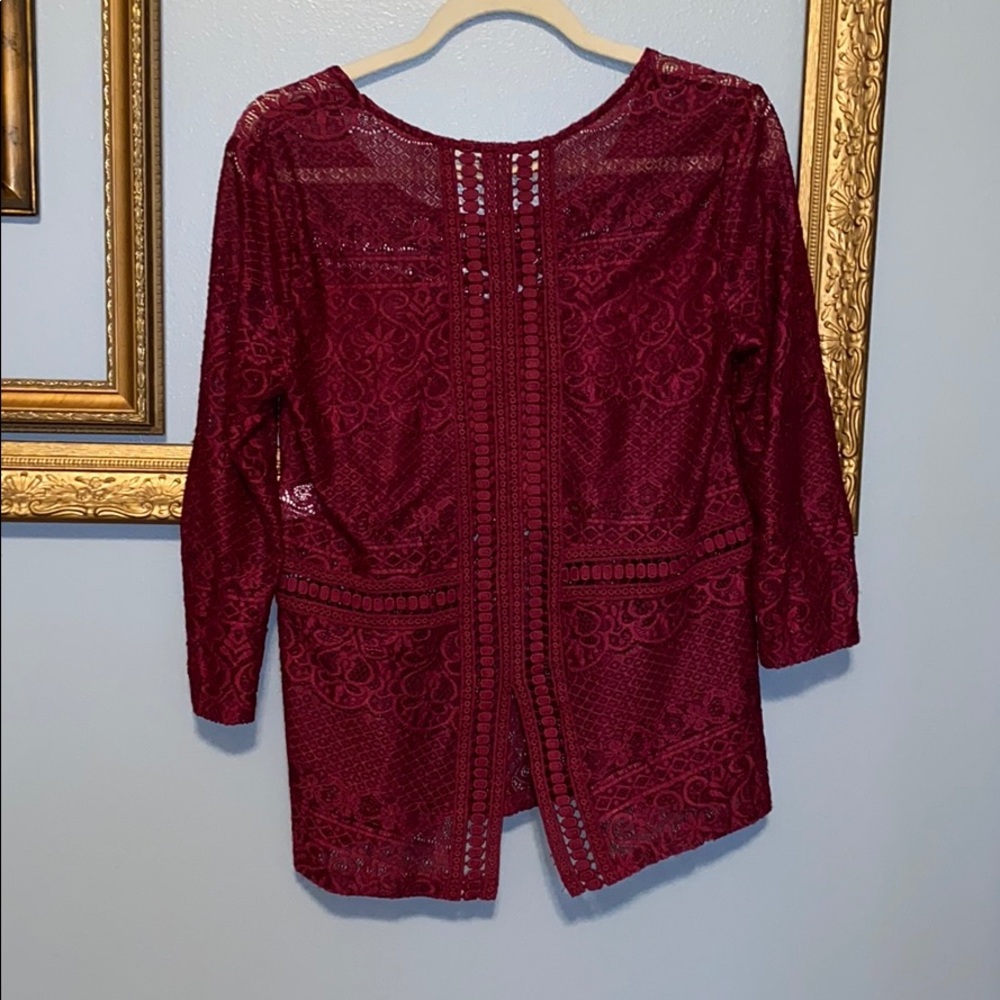 Vanity Blouse - Picture 2 of 3